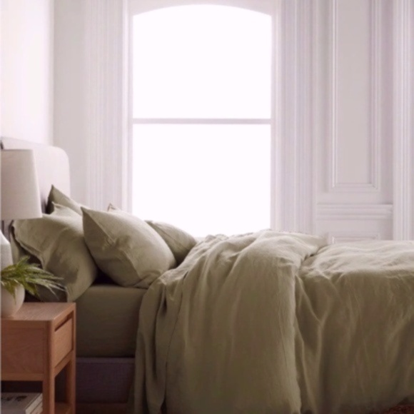 NWT Quince European Linen Twin Duvet Cover Set With Matching Sham in Aloe - Picture 2 of 5